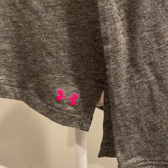 Under Amour Breast Cancer Awareness Long Sleeve T-Shirt. Size: S - Picture 4 of 14